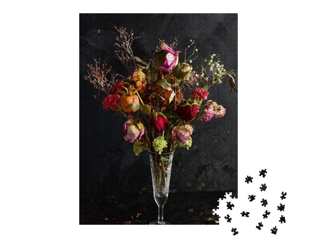Puzzle 1000 Teile „Ein Strauß getrockneter Blumen in einer Kristallvase“