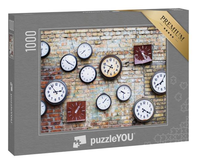 Puzzle 1000 Teile „Sammlung verschiedener alter Uhren, die an einer Backsteinmauer hängen“