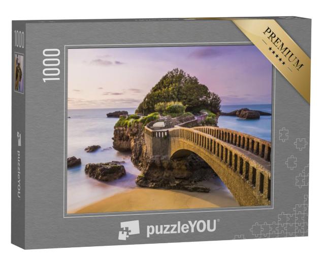 Puzzel 1000 stukjes „Brug naar de rots Rocher du Basta op het strand van Biarritz, Frankrijk“