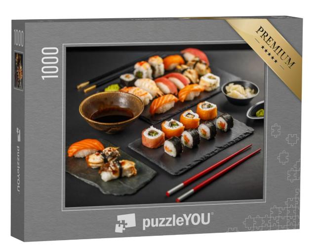 Puzzel 1000 stukjes „Verse sushi op zwart leitje“