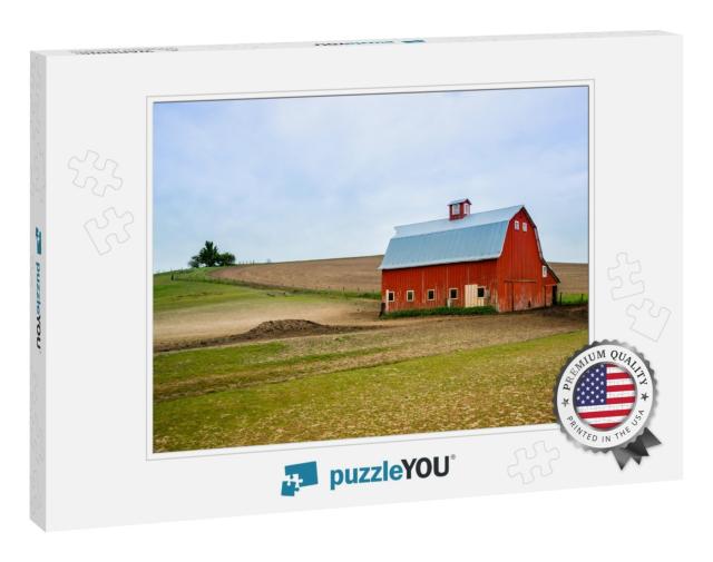 Red Barn in Wheat Field, Wa-Usa... Jigsaw Puzzle