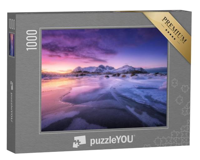 Puzzel 1000 stukjes „IJzige zeekust bij kleurrijke zonsondergang, Lofoten, Noorwegen“