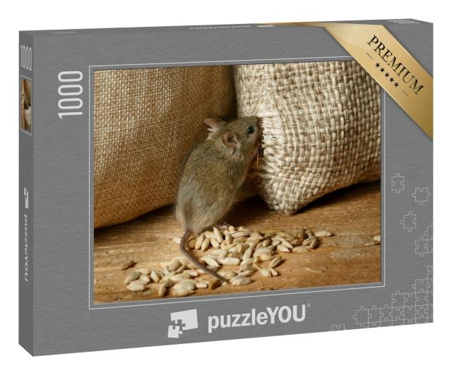 Puzzle 1000 Teile „Wühlmaus knabbert am Getreidesack im Lagerhaus“