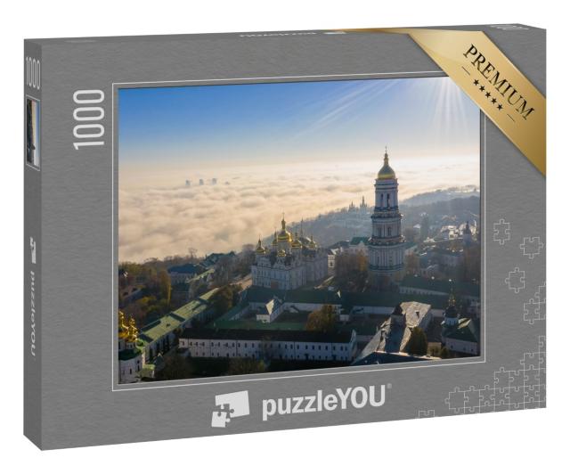 Puzzle 1000 Teile „Luftaufnahme des Denkmals Mutterland im Nebel, Sonnenaufgang in Kiew, Ukraine“
