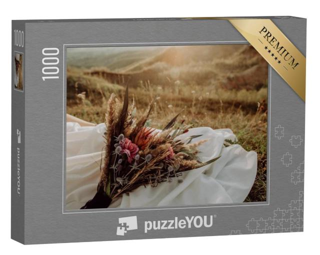 Puzzel 1000 stukjes „Bruidsboeket in boho-stijl van wilde bloemen“