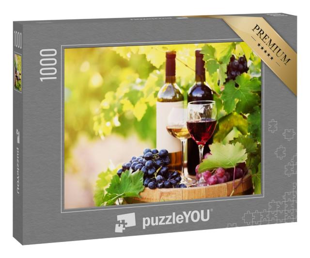 Puzzle 1000 Teile „Leckerer Wein auf einem Holzfass auf einem Weinberg“