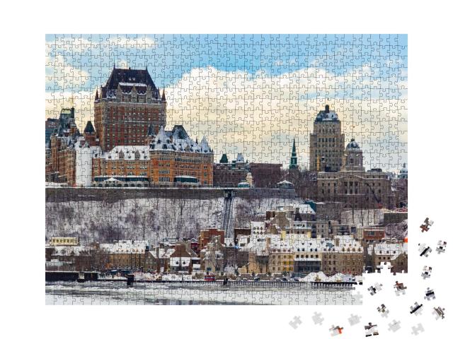 Puzzle 1000 Teile „Fairmont Le Château Frontenac im Winter, Kanada“